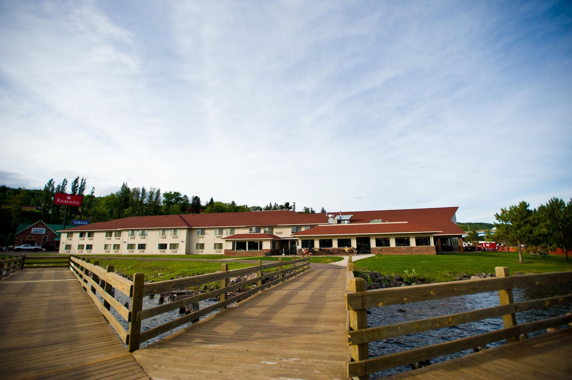 Ramada By Wyndham Hancock Waterfront Exterior photo